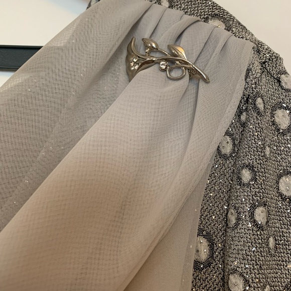 Size L. Hand tailored - Picture 4 of 5